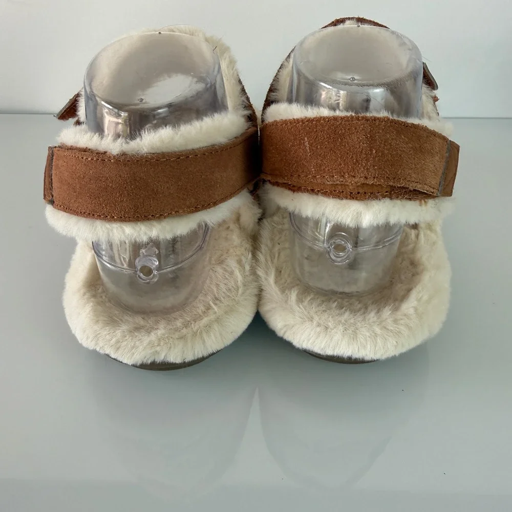 Vionic Viva Sandals Womens 6 Toffee Brown Suede Faux‎ Fur Strappy Orthotic 11298